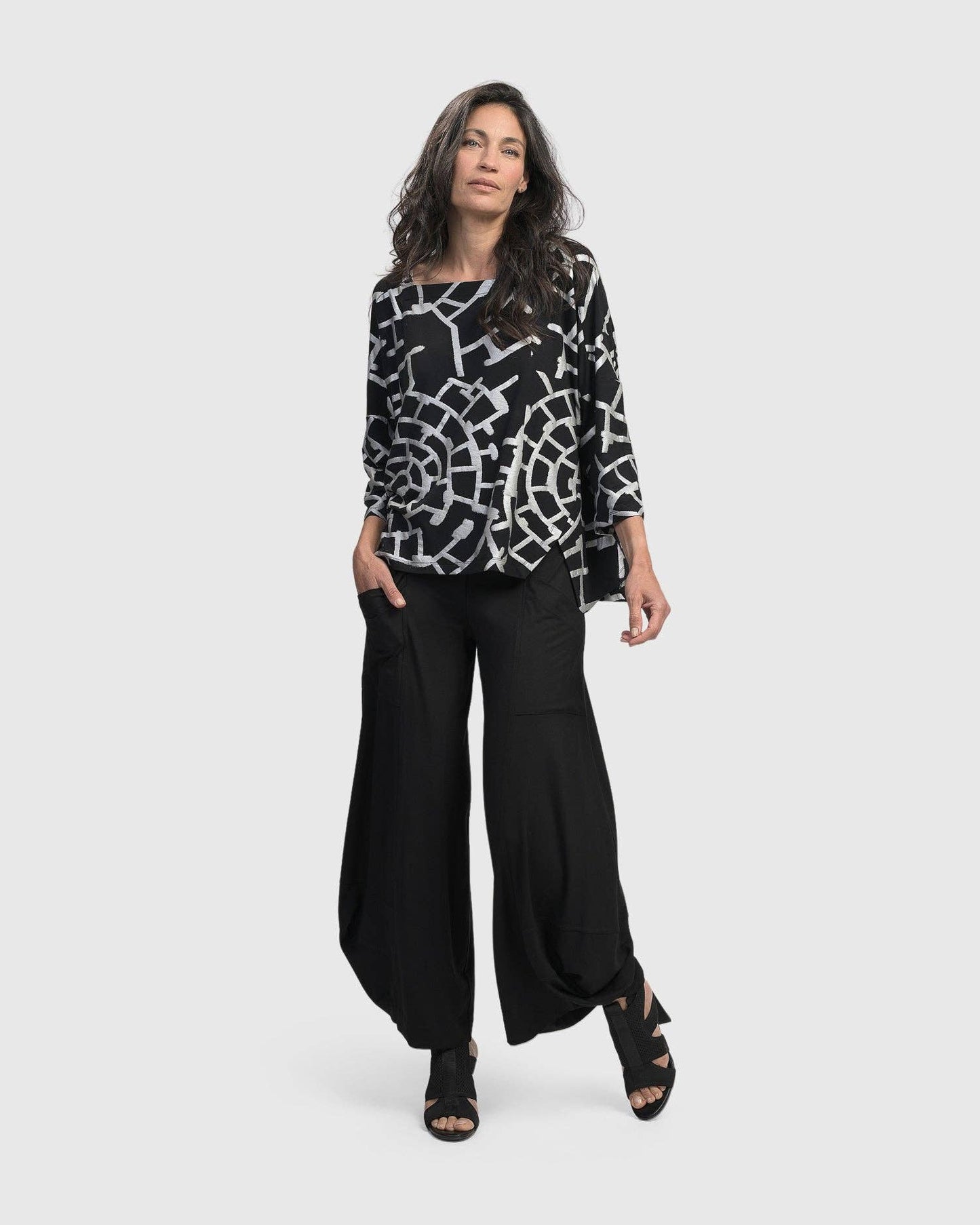 ESSENTIAL PUNTO POCKETS PANTS, BLACK