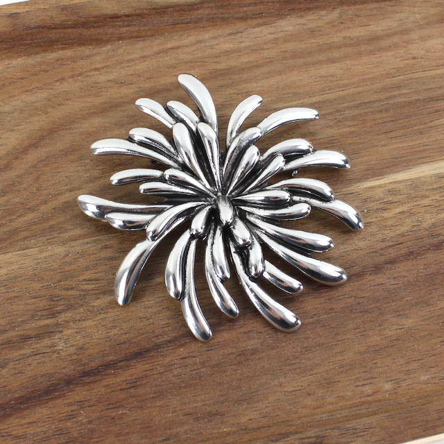 B25014 Fireworks Burst Brass Brooch