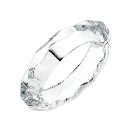 Wide Lucite Oval Magnetic Bangle in Clear
