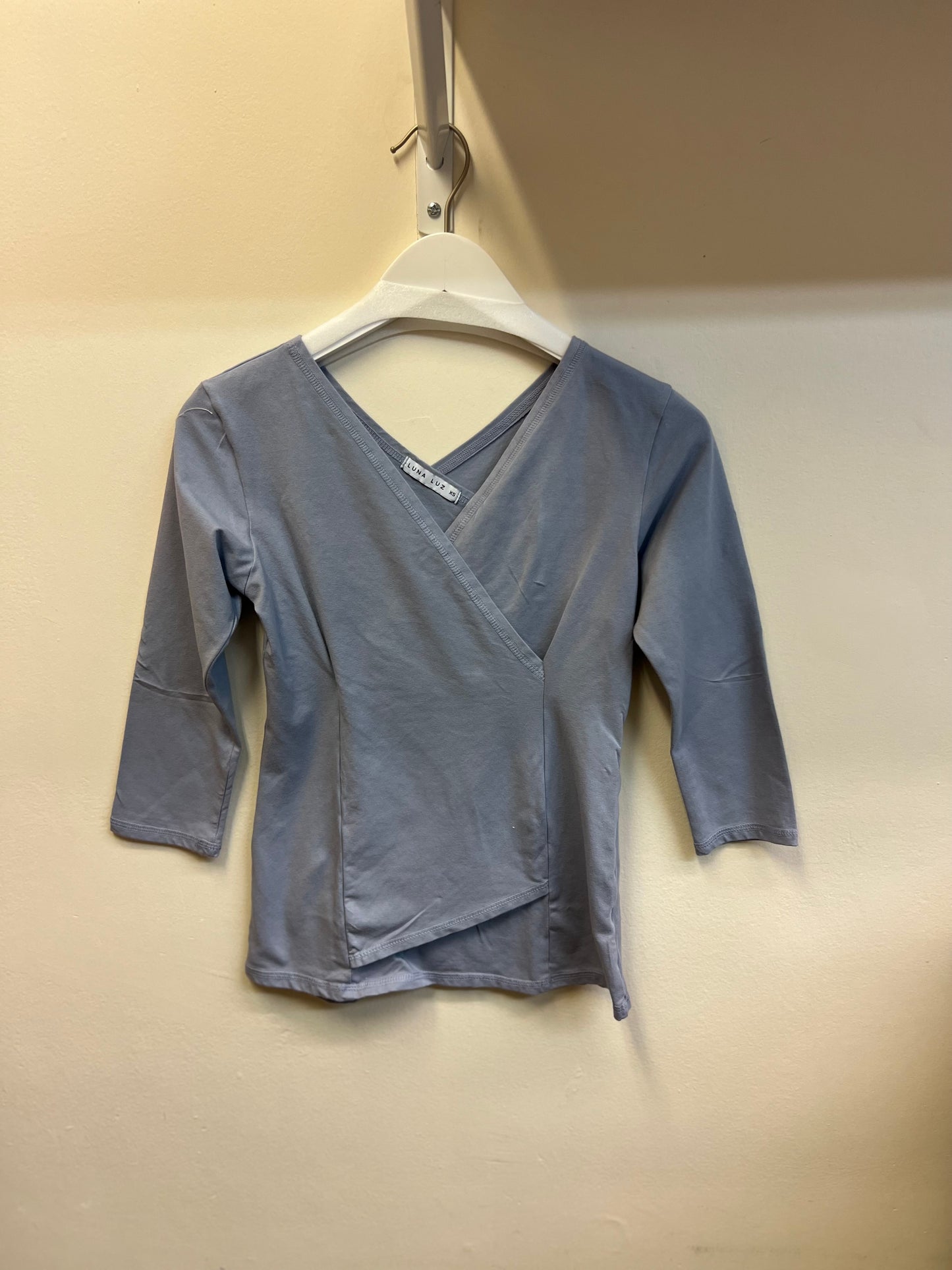 3/4 Sleeve Crossover Top