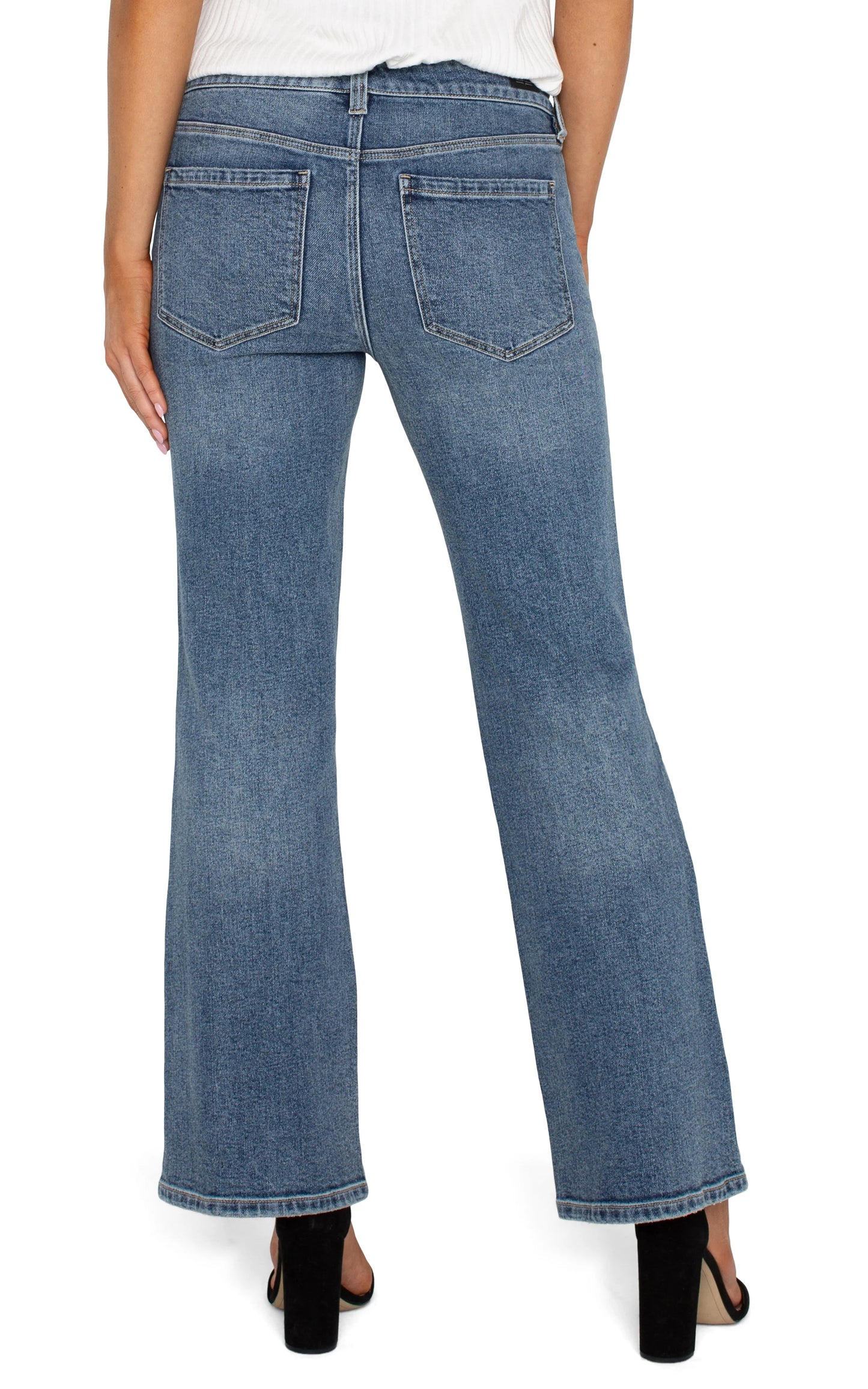 Lucy Bootcut Jeans - Point Loma