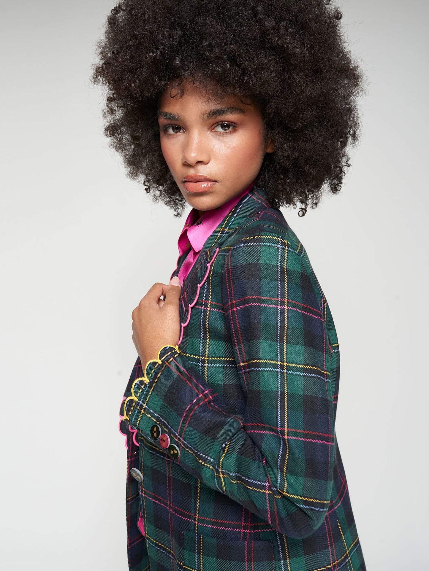JACKET HILLARY EMB ESCOCES PERFIL ROSA