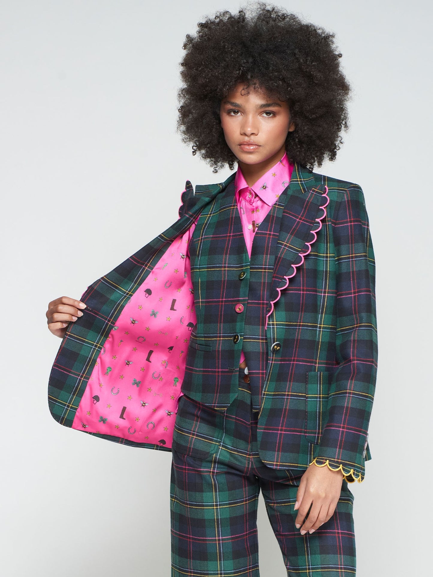 JACKET HILLARY EMB ESCOCES PERFIL ROSA