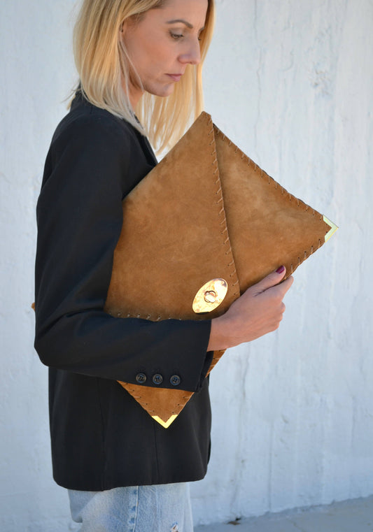 Symmetria large soft clutch in caramel