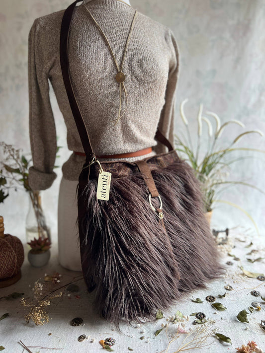 Cafe Lllama Haversack