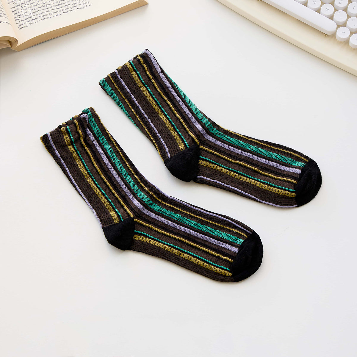 Women’s Cotton Striped Crew Socks – Soft Textured Knit