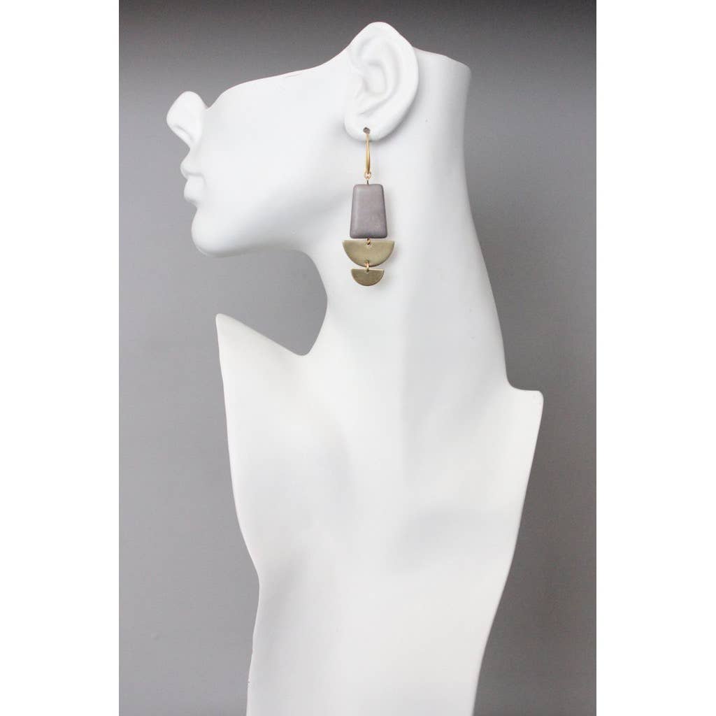 ATHE20 Magnesite and brass earrings