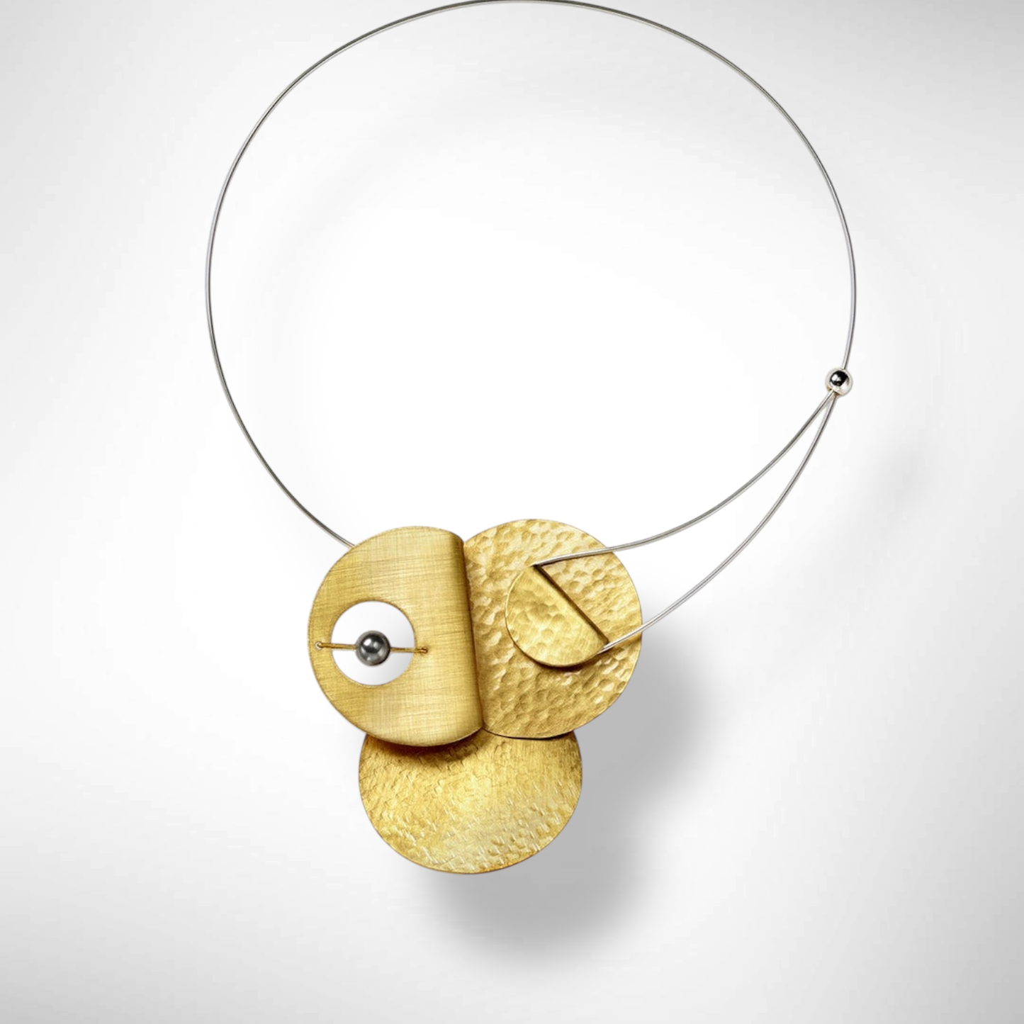 AXIS FOLD Medium Focal Statement Necklace with Front Closure