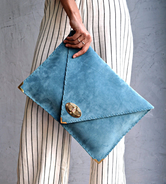 Symmetria soft clutch in jeans blue