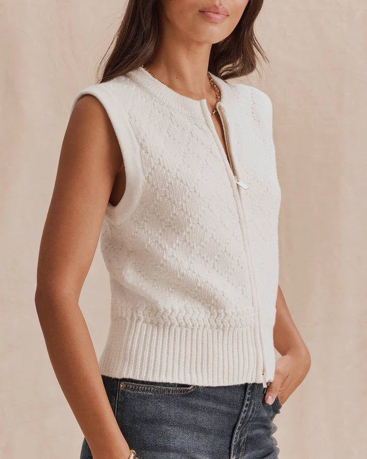 Benson Sweater Vest in Shell
