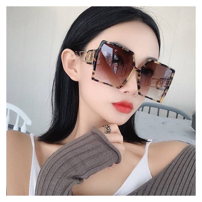 Versatile Fashion Oversized Sunglasses For Women