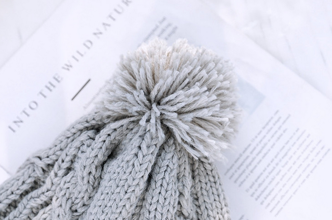 Women Winter hat pompom beanie Cable Knit hat Faux Fur Tie
