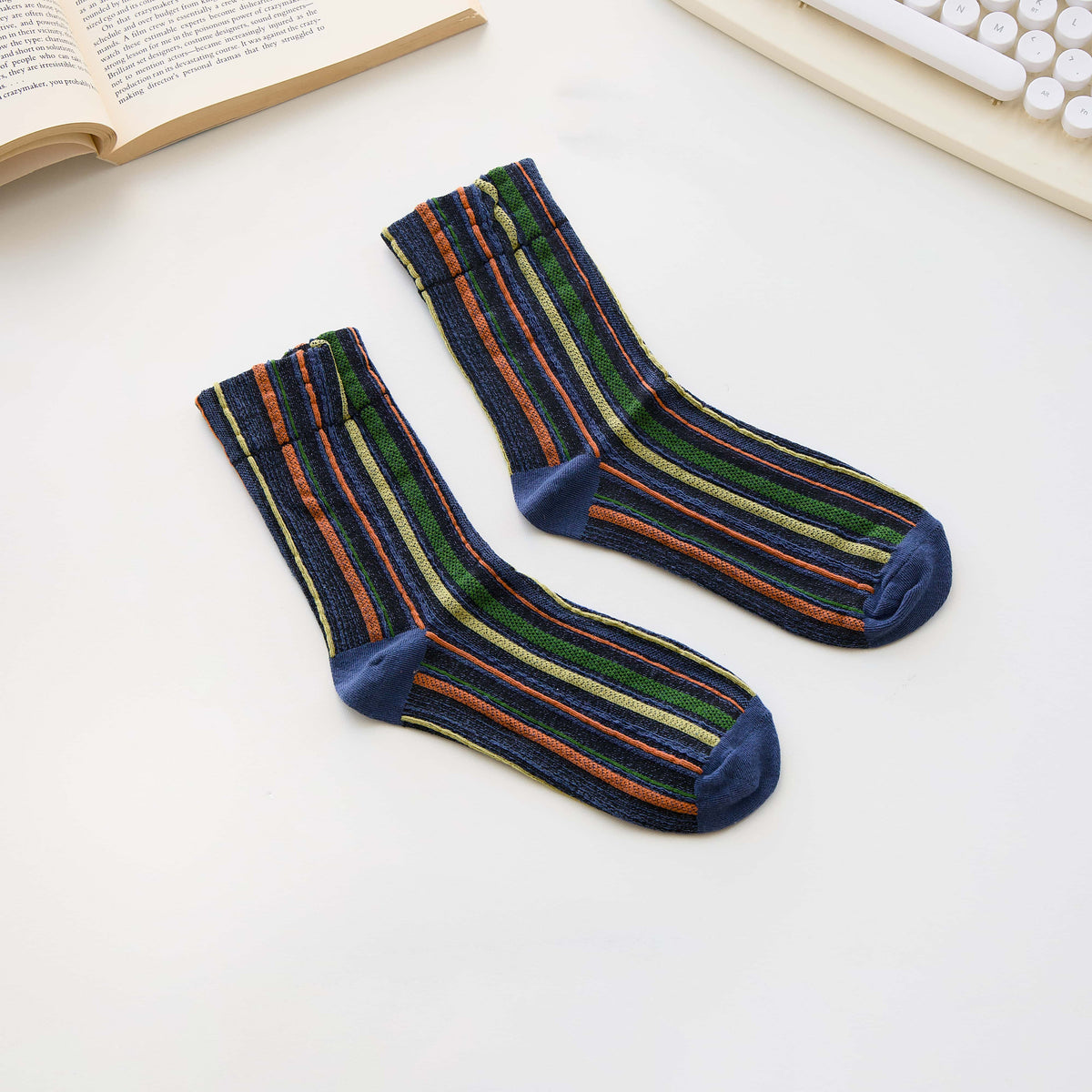 Women’s Cotton Striped Crew Socks – Soft Textured Knit