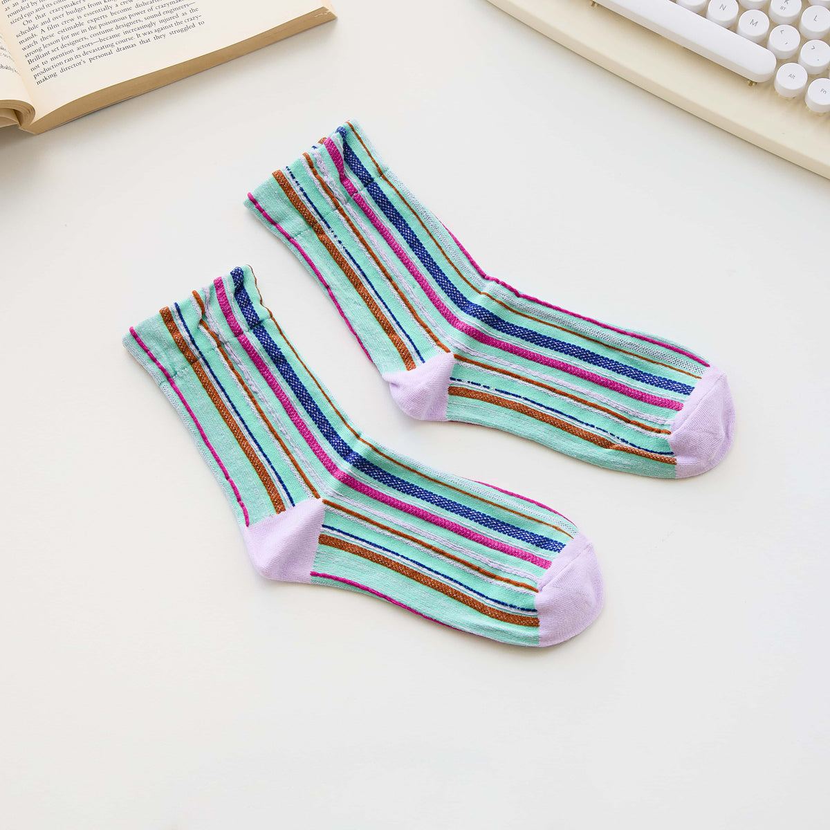 Women’s Cotton Striped Crew Socks – Soft Textured Knit
