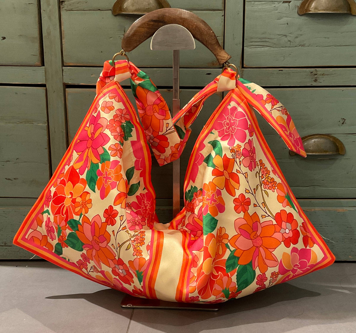 Small scarf bag 203822: Beige