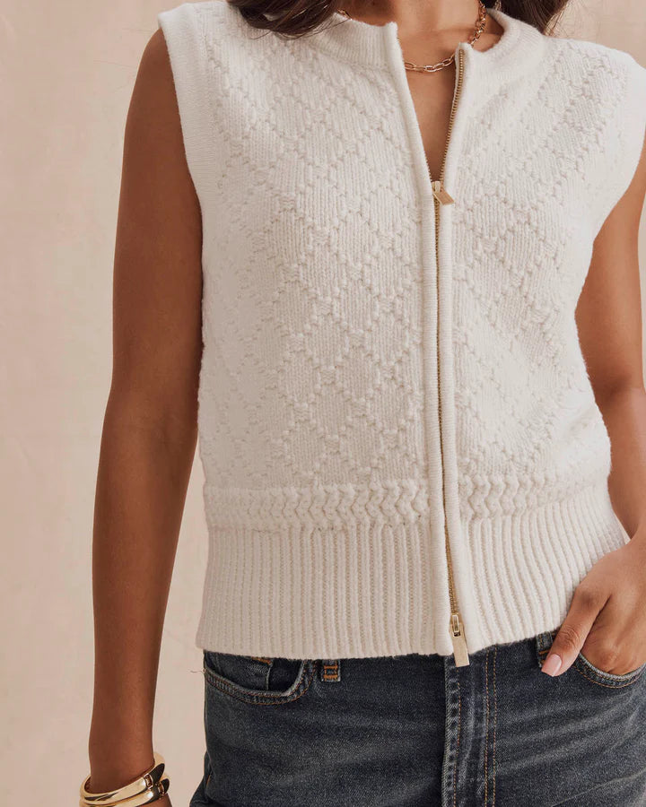 Benson Sweater Vest in Shell