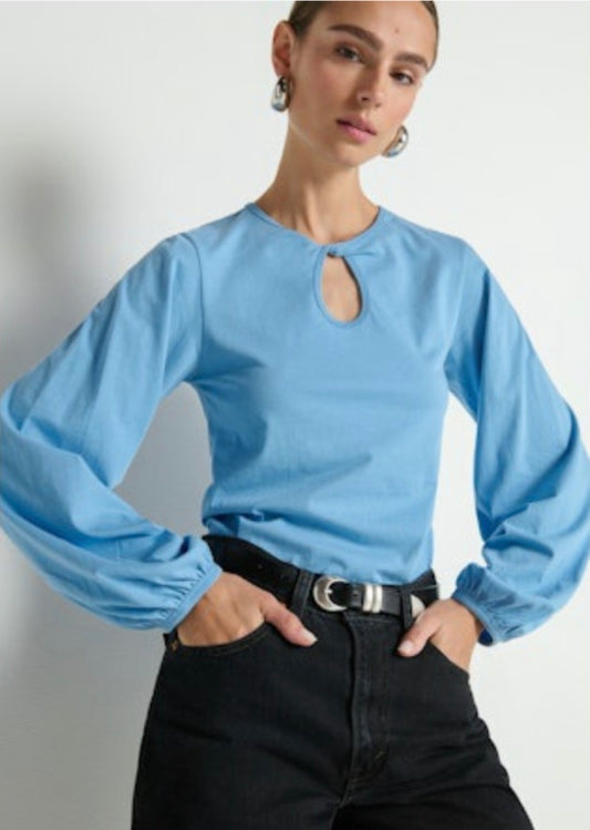 Carolina Keyhole Top