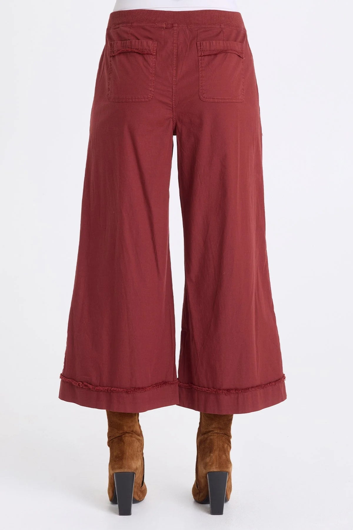NICOLENE POPLIN GRID PINTUCK CROP PANT IN TWINBERRY
