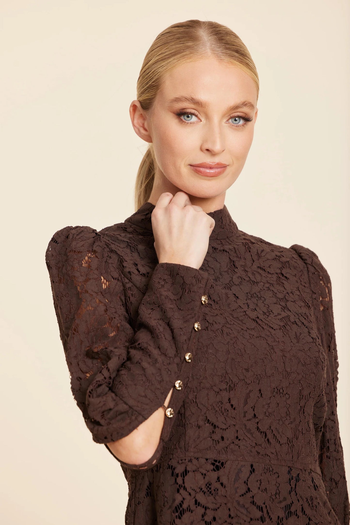 Floral Lace Pearl Button Longsleeve Peplum Top in Coffee