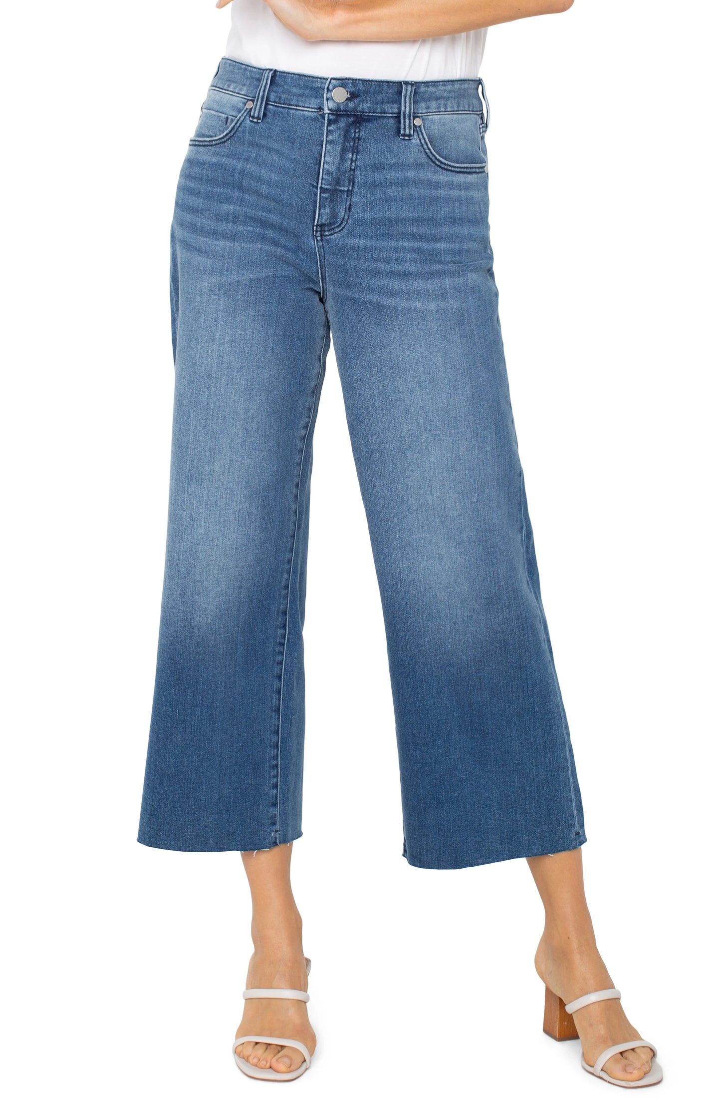 Stride Hi-rise Crop With Cut Hem