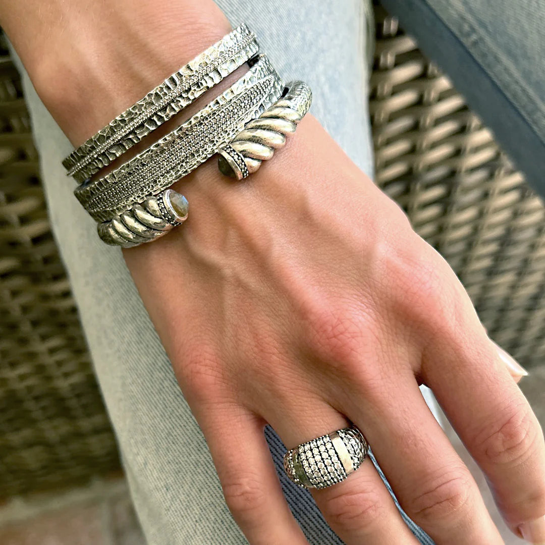 Vintage Silver Velen Crystal Inlay Bangle
