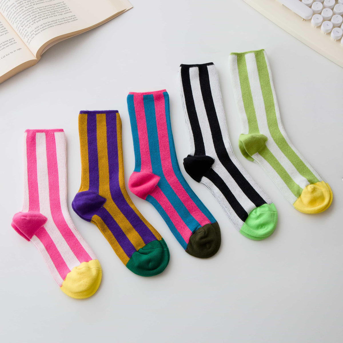Women’s Cotton Striped Crew Socks – Contrast Toe
