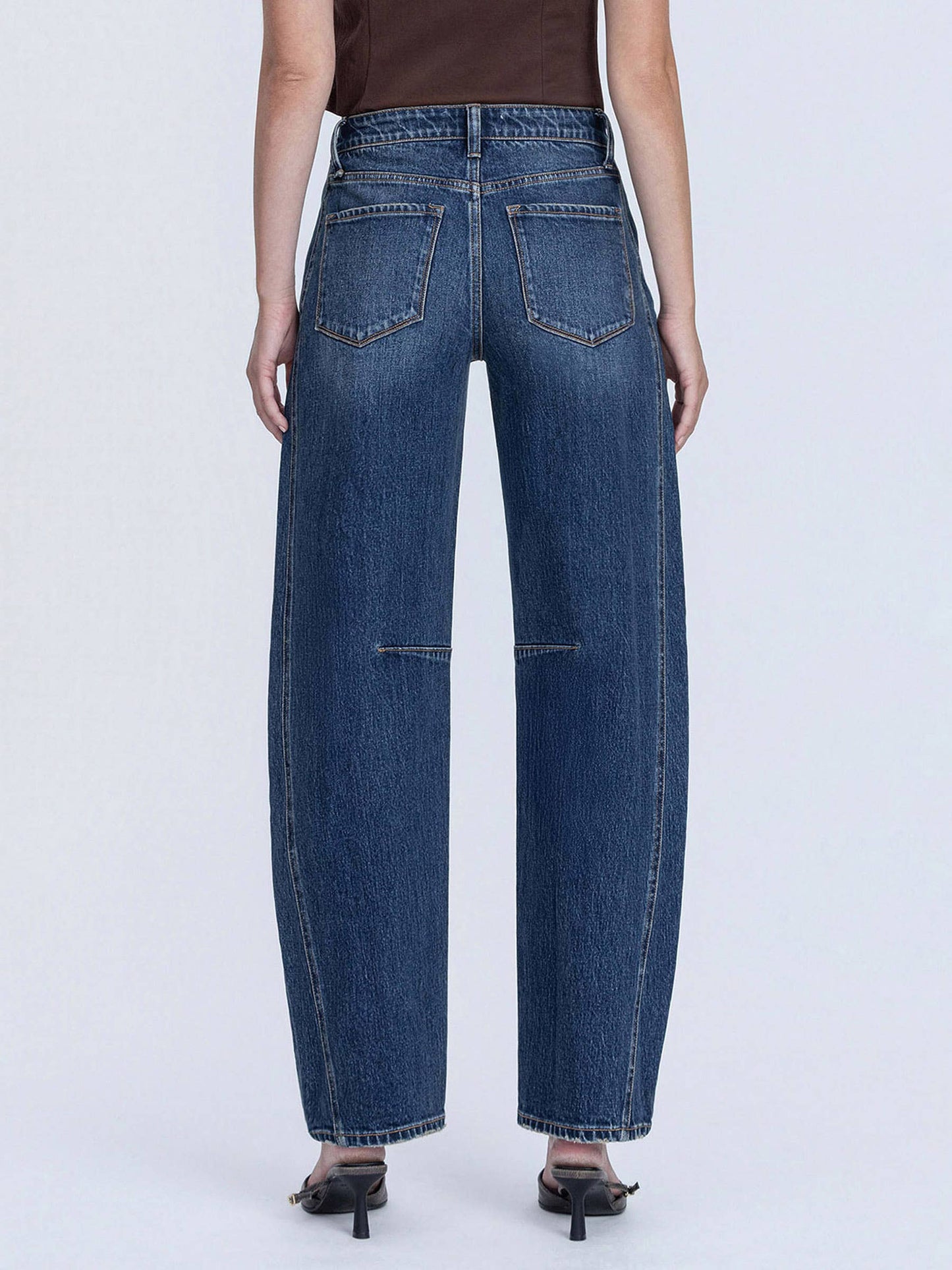 HIGH RISE DARK WASH BARREL JEANS T7200
