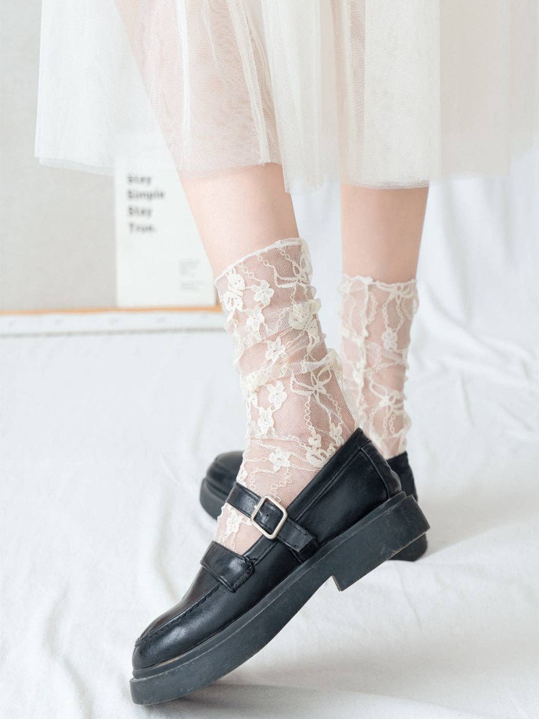 Rufia - Soft Lace Sheer Socks