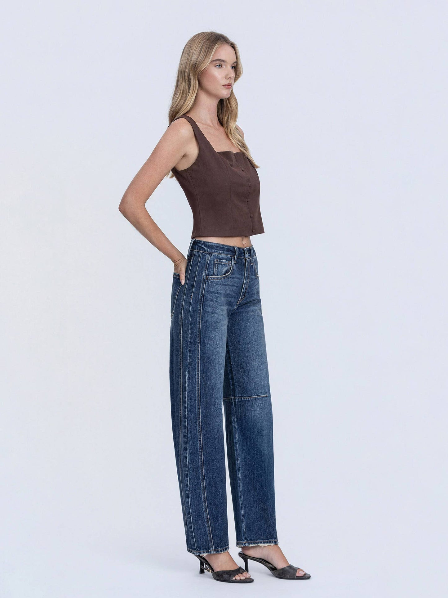 HIGH RISE DARK WASH BARREL JEANS T7200