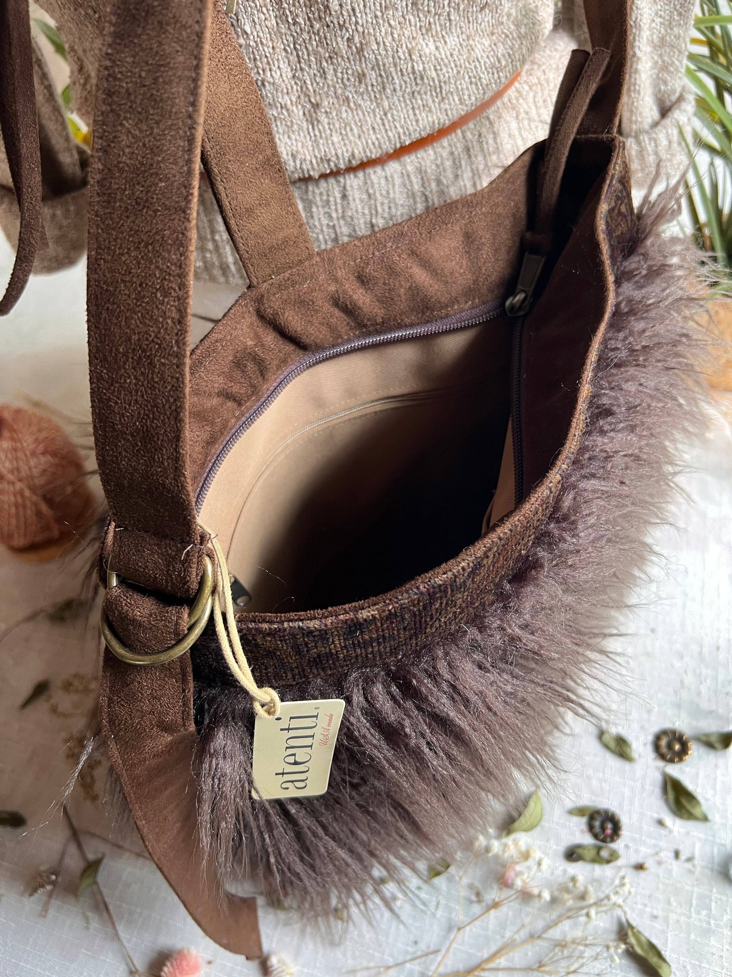 Cafe Lllama Haversack