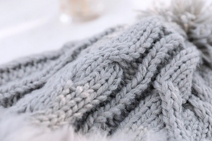 Women Winter hat pompom beanie Cable Knit hat Faux Fur Tie