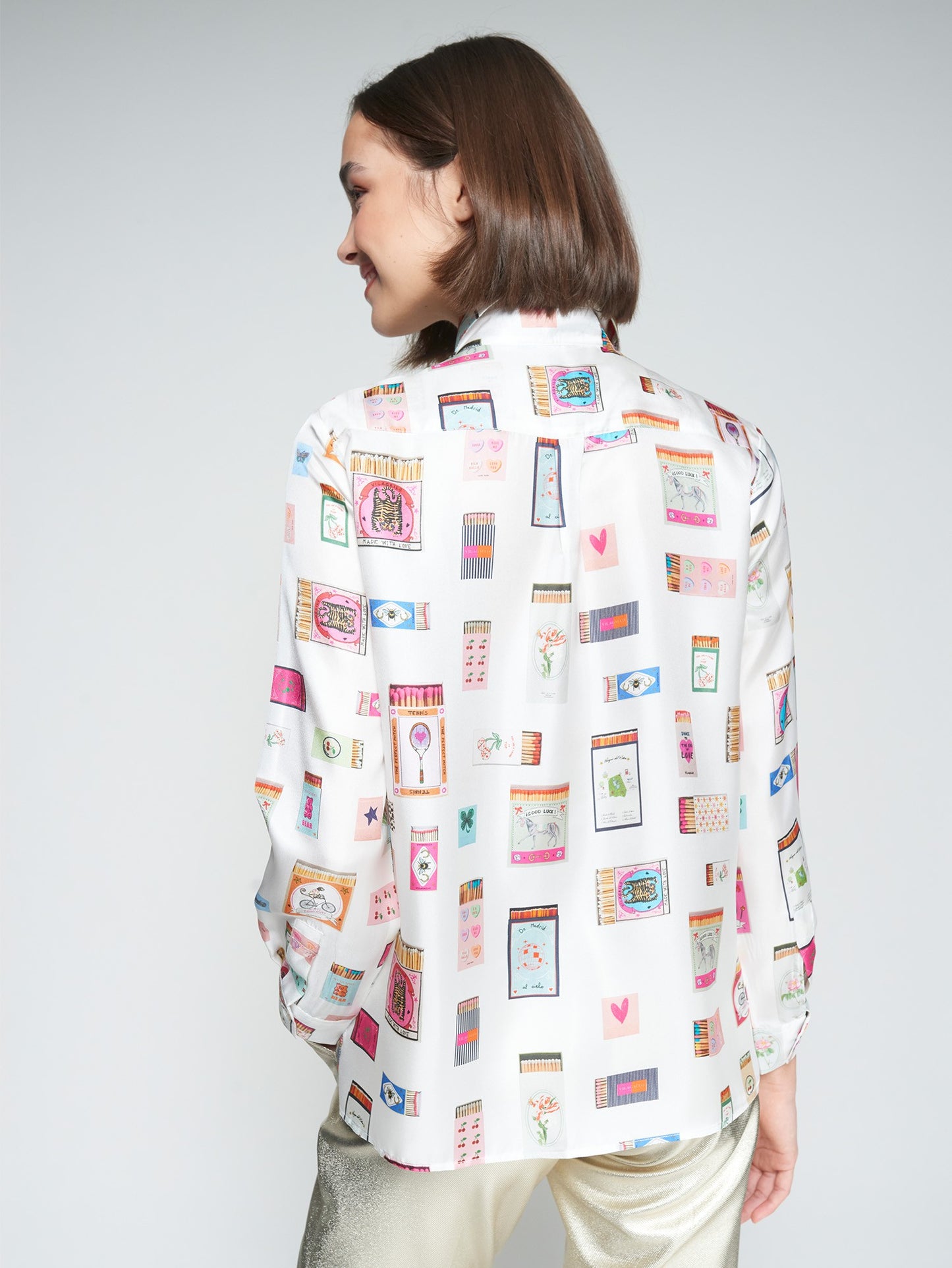 WHITE SHIRT MATCHBOX PRINT